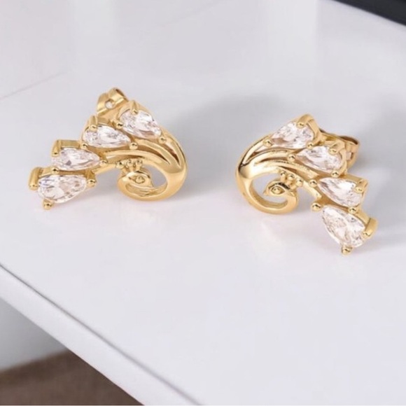 18K Gold CZ Cluster Stud Earrings | Peacock-Inspired Elegant Hypoallergenic NWT - Picture 10 of 16